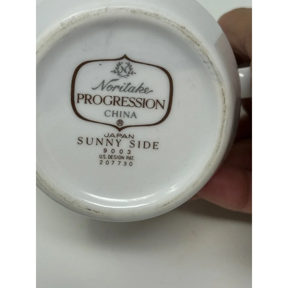 Noritake Progression Sunnyside 9003 Ceramic Sugar Bowl,‎ Lid & Creamer VTG EUC
